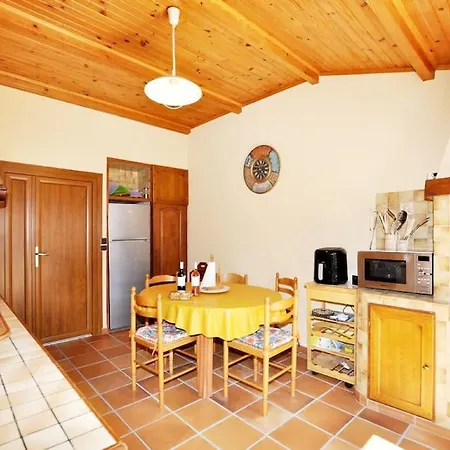 Proche Chateau De Salses, Maison Avec Piscine