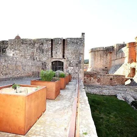 Proche Chateau De Salses, Maison Avec Piscine